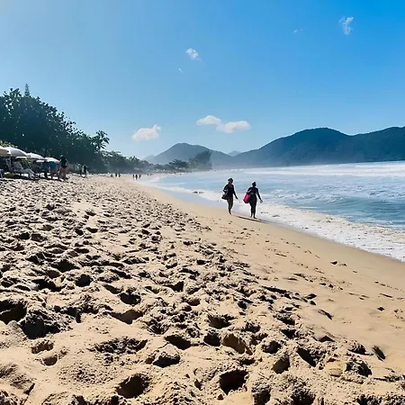 Apartamento Na Praia Do Sape - Ubatuba - Condominio Hora Da Praia - Terreo Exterior foto